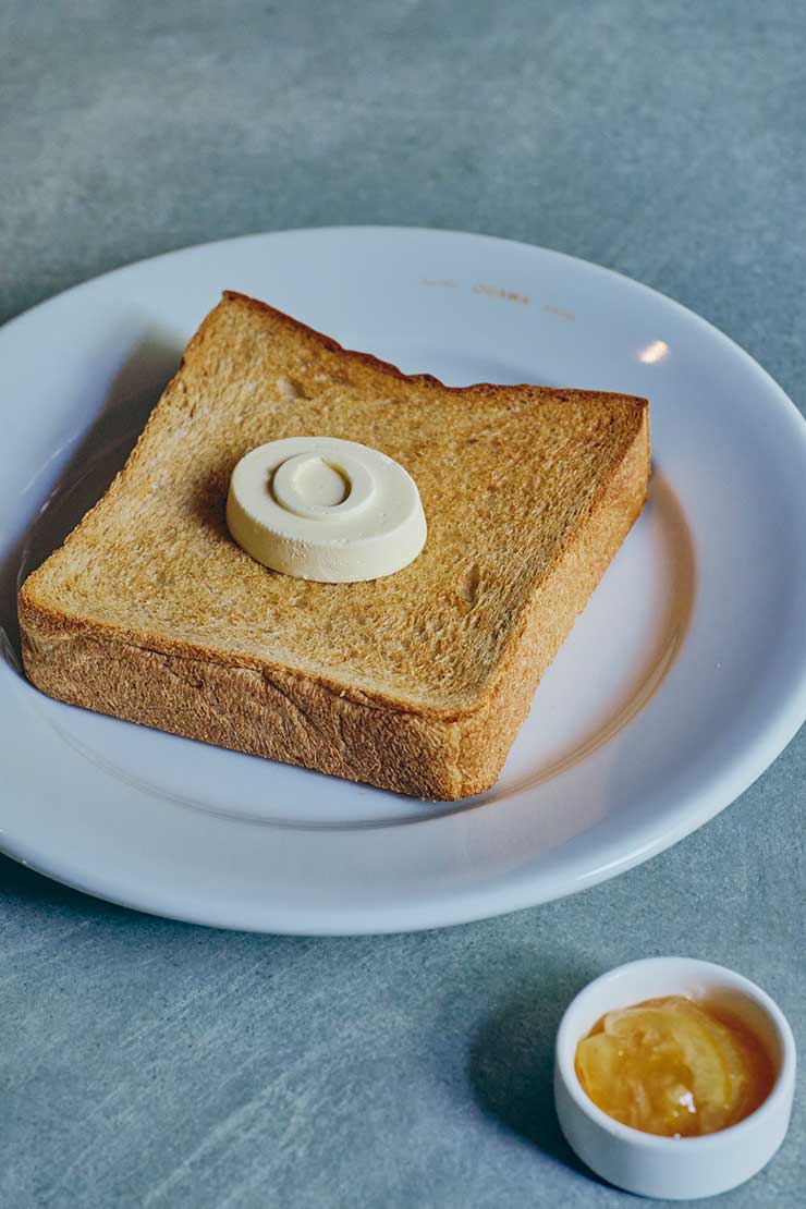 京小麦トースト 白あん糀バターと季節のコンフィチュール