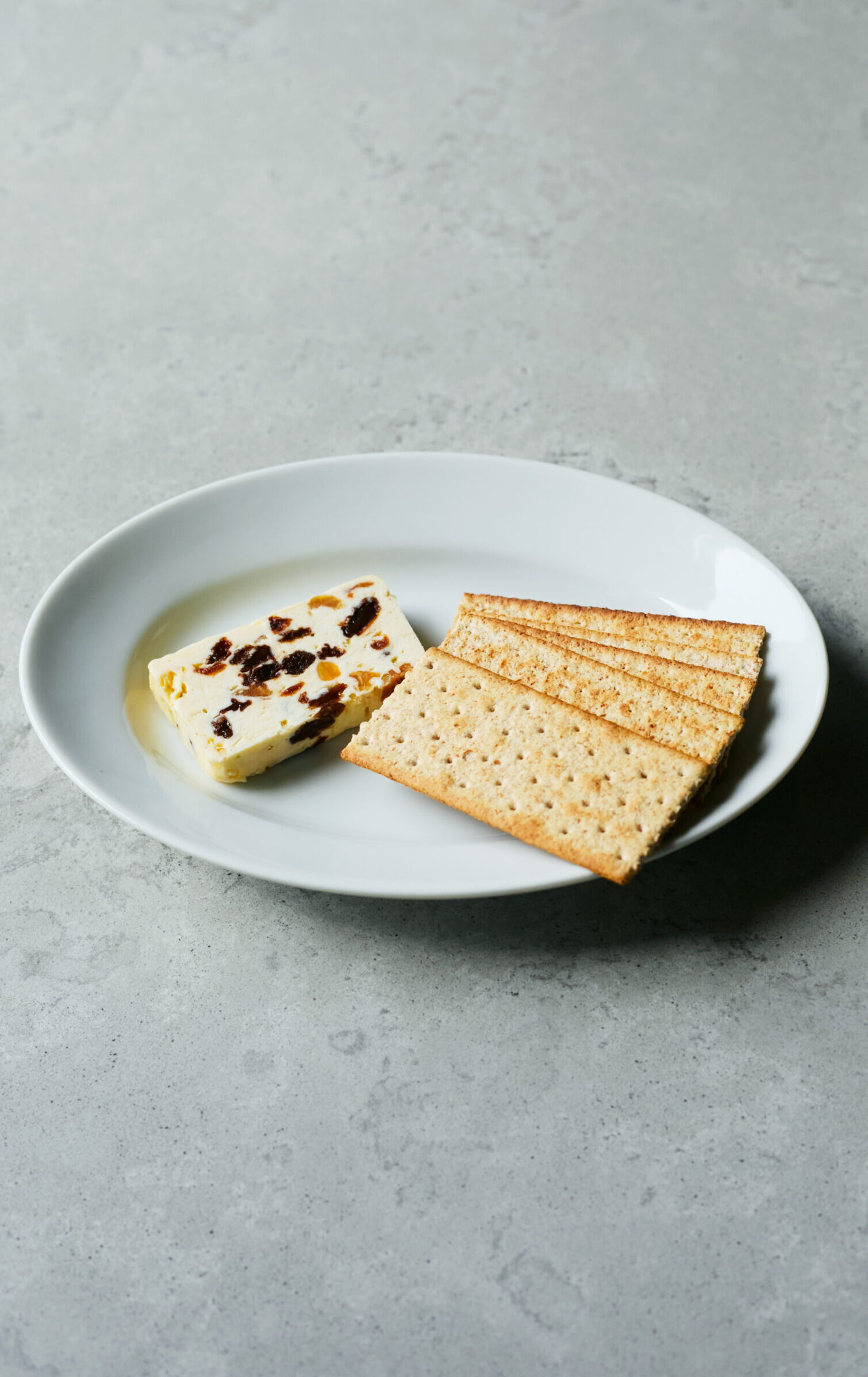 Raisin Butter with Crackers